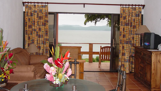 flamingomarinaresort03