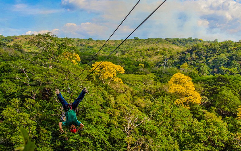 Zip lining tours in Costa Rica for vacations