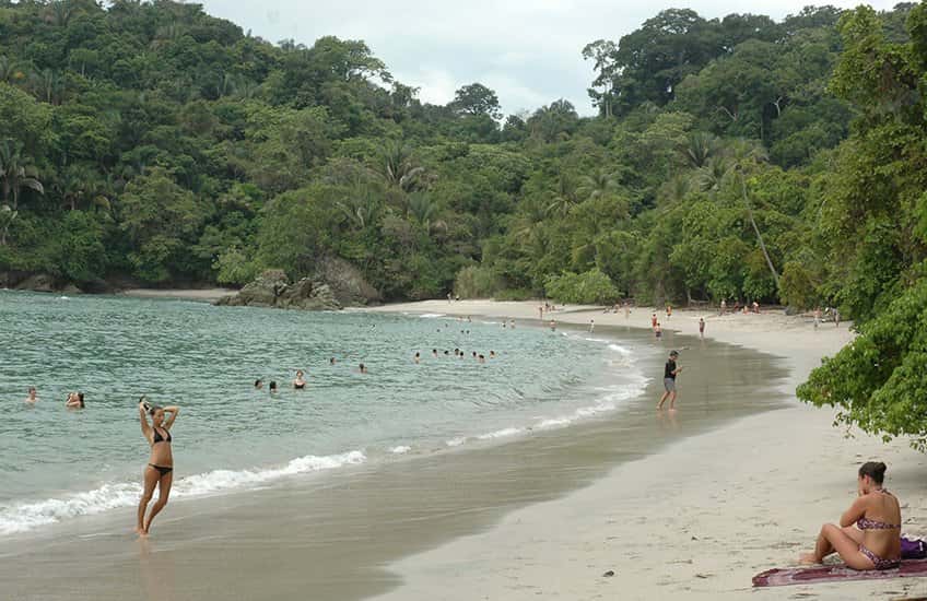 Getting to the main beaches of Costa Rica from San Jose is easy as there are several beautiful beach places near the city. In the photo, Manuel Antonio beach.