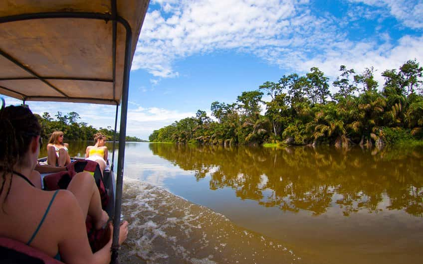 Bootsfahrt durch die Tortuguero Kanäle