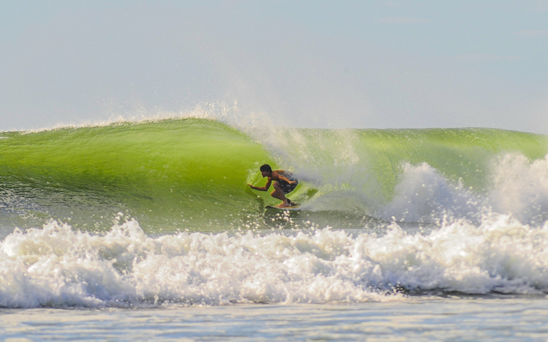 Tamarindo in Guanacaste è uno dei migliori posti da visitare in Costa Rica, gli sport acquatici qui sono incredibili e il divertimento è garantito.