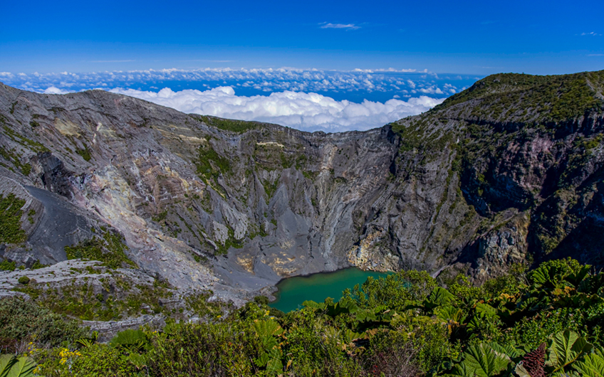 Parlando di siti e attrazioni da visitare in Costa Rica non possiamo ignorare il Vulcano Irazu, situato nella bella provincia di Cartago.