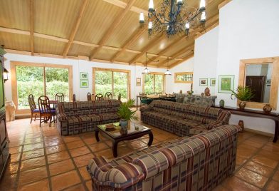 Bosque De Paz Lodge