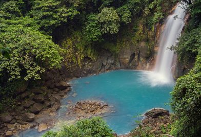 Caminata a Rio Celeste