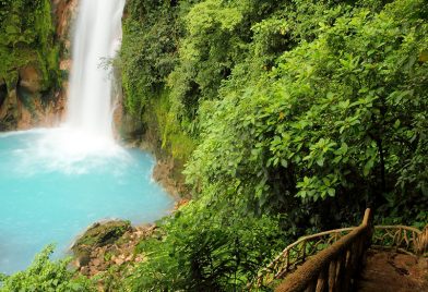 Caminata a Rio Celeste