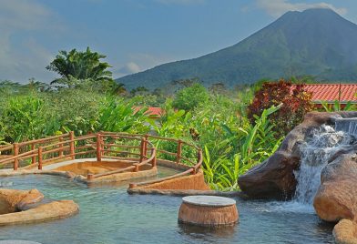 Hotel Volcano Lodge piscina